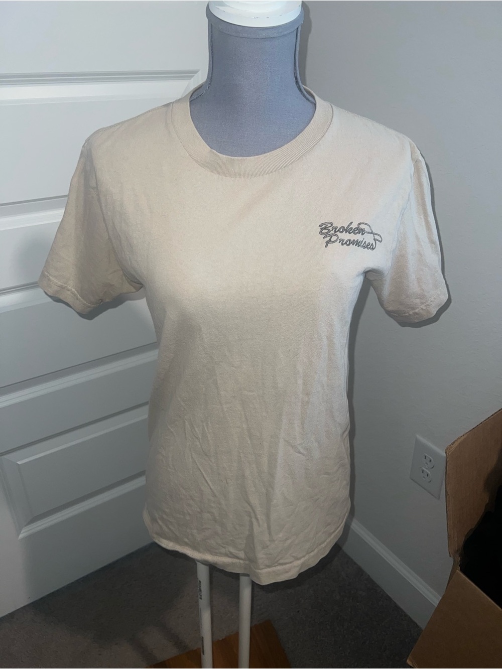 Broken Promises Last Rodeo t-shirt - Picture 3 of 5